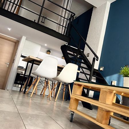 Апартаменты 48 Downtown Lofts Неа-Перамос Экстерьер фото