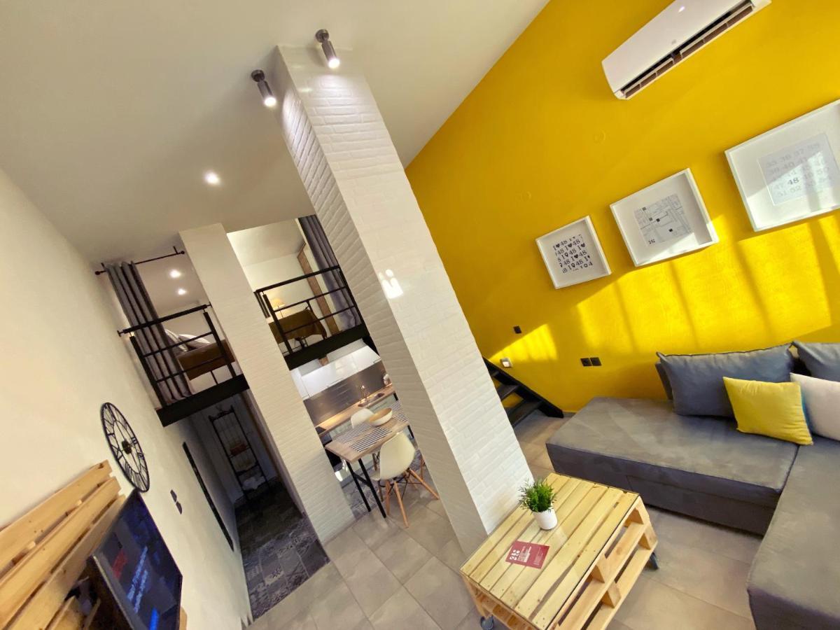Апартаменты 48 Downtown Lofts Неа-Перамос Экстерьер фото