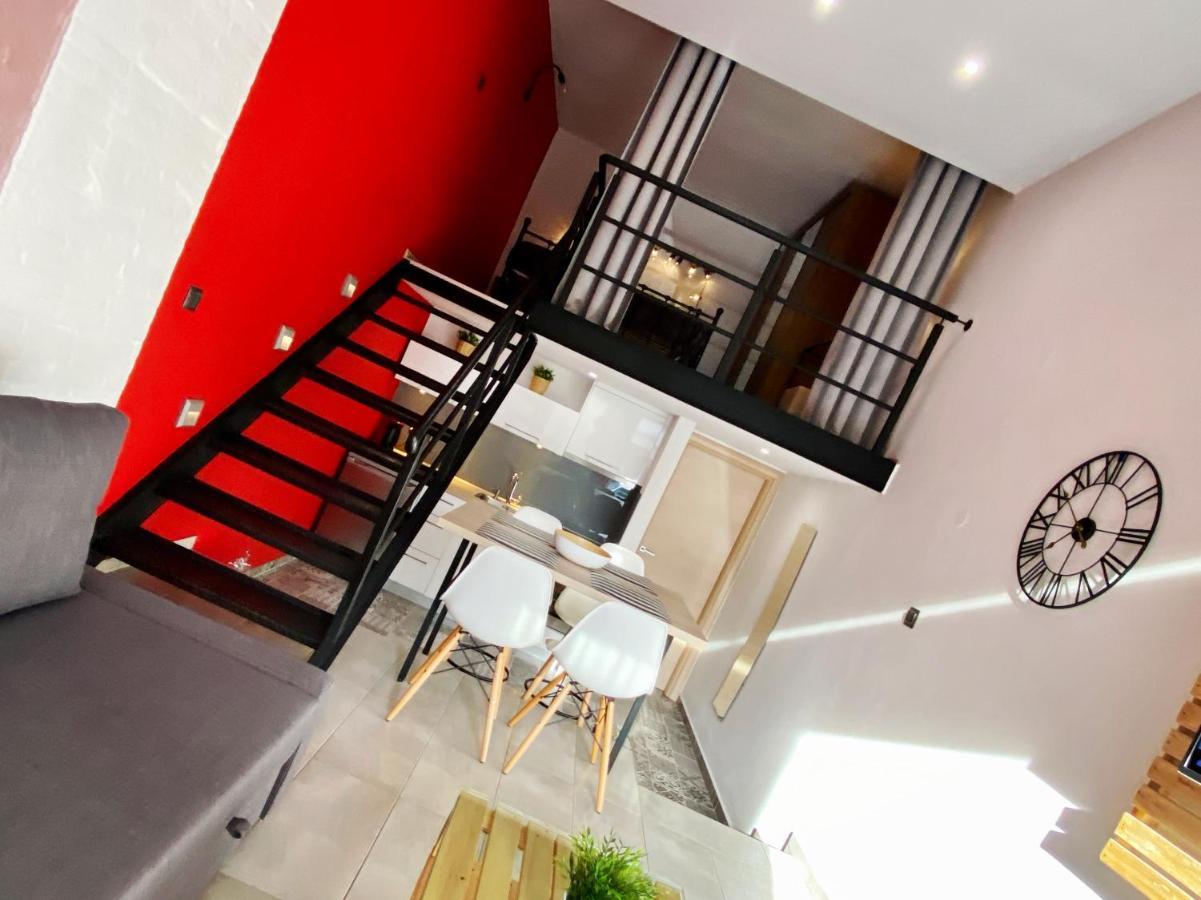 Апартаменты 48 Downtown Lofts Неа-Перамос Экстерьер фото