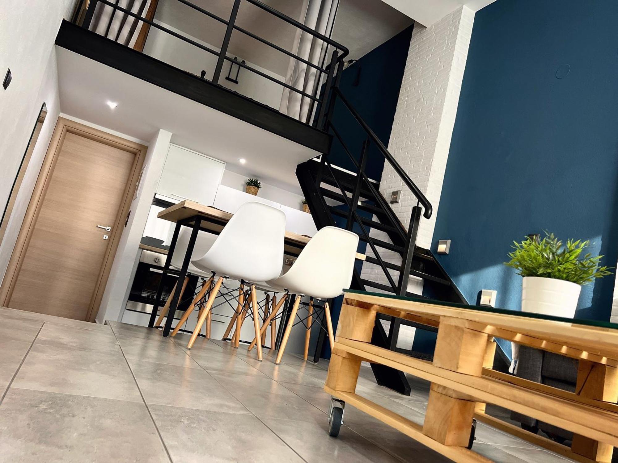 Апартаменты 48 Downtown Lofts Неа-Перамос Экстерьер фото