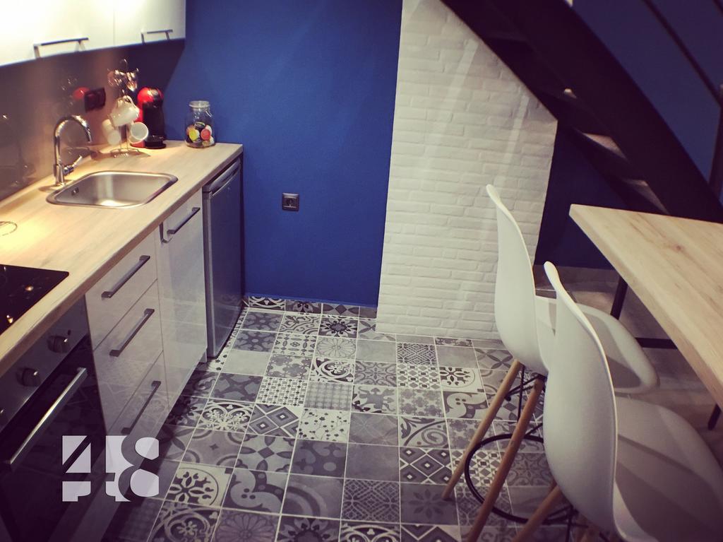 Апартаменты 48 Downtown Lofts Неа-Перамос Экстерьер фото