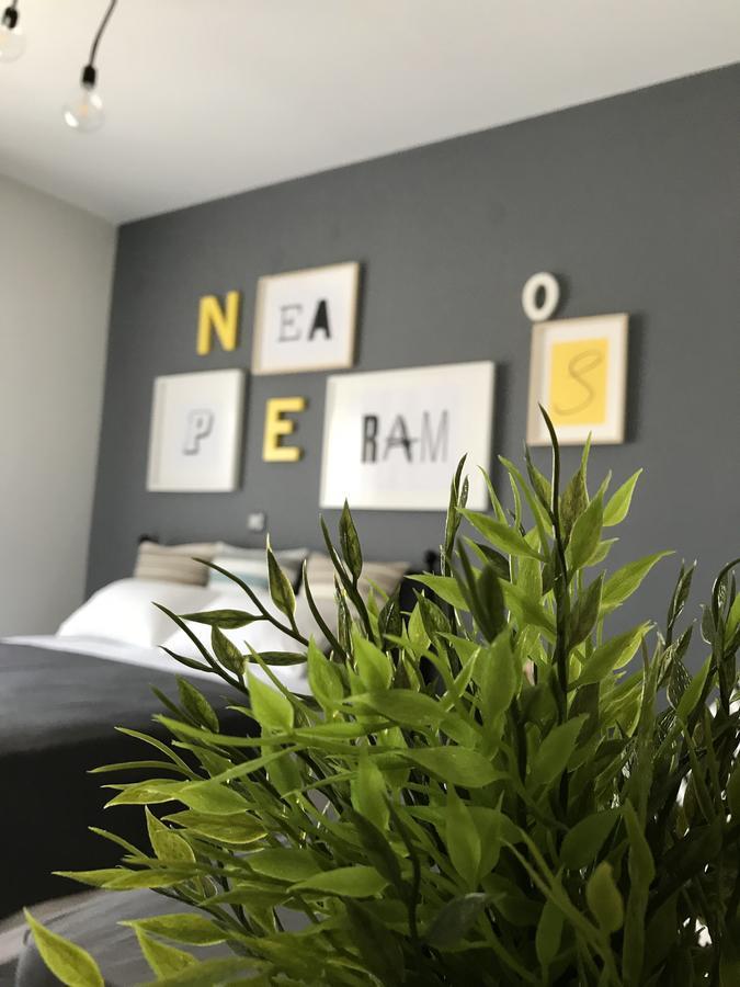 Апартаменты 48 Downtown Lofts Неа-Перамос Экстерьер фото