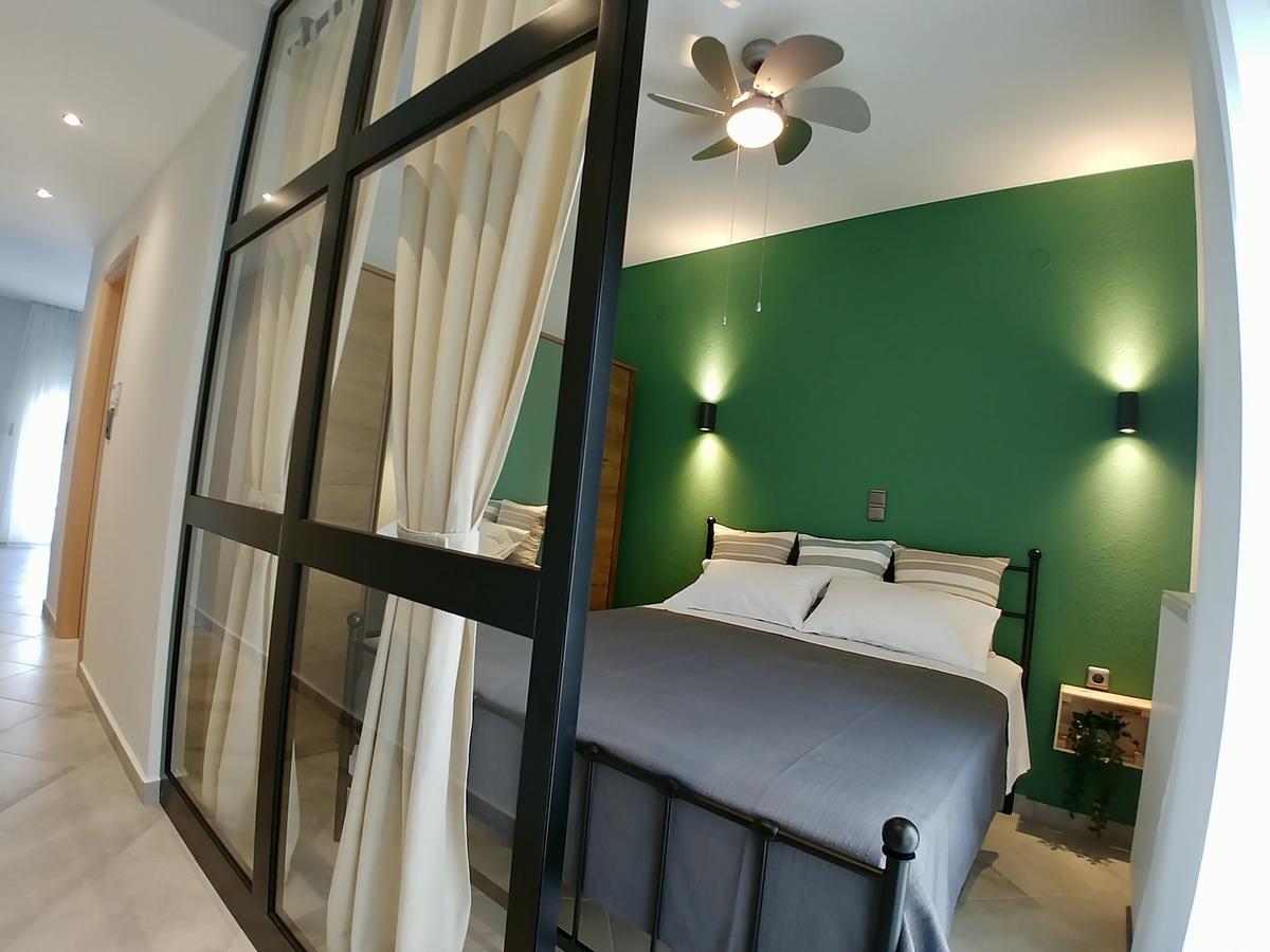 Апартаменты 48 Downtown Lofts Неа-Перамос Экстерьер фото